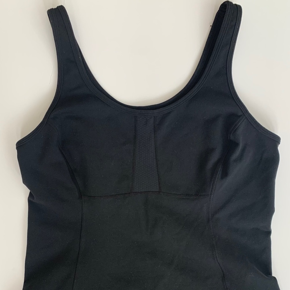 Lululemon tank top size 12 - Picture 4 of 7
